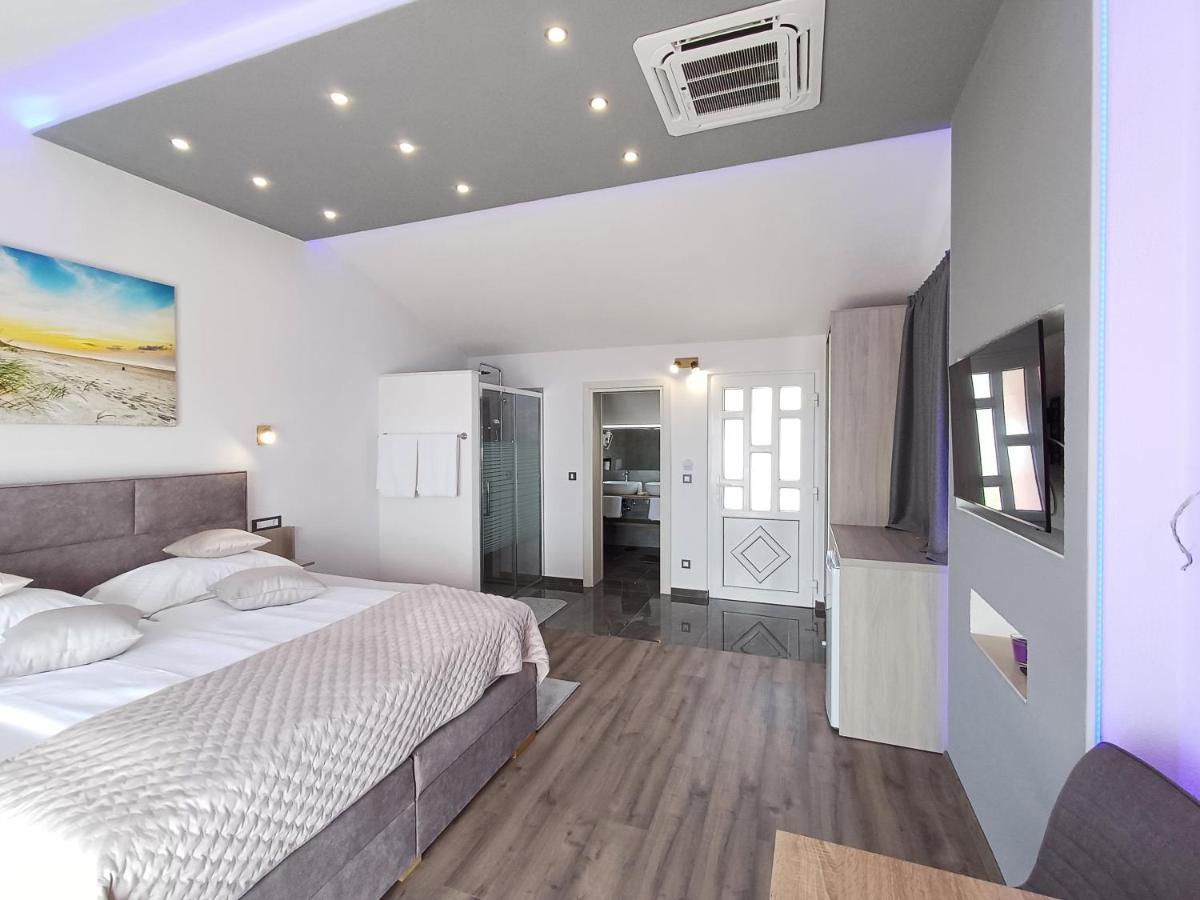 Apartments Jaksic Trogir Exterior photo